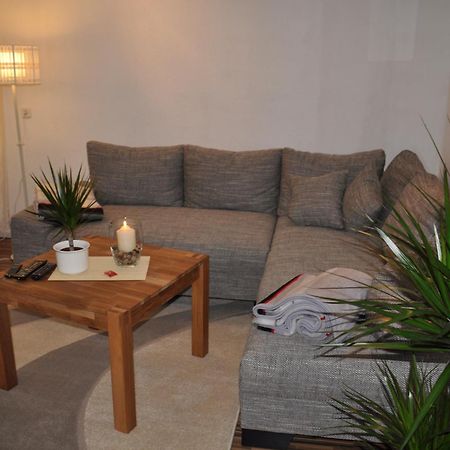 Apartamento Haus Hippelstein Gönnersdorf Exterior foto