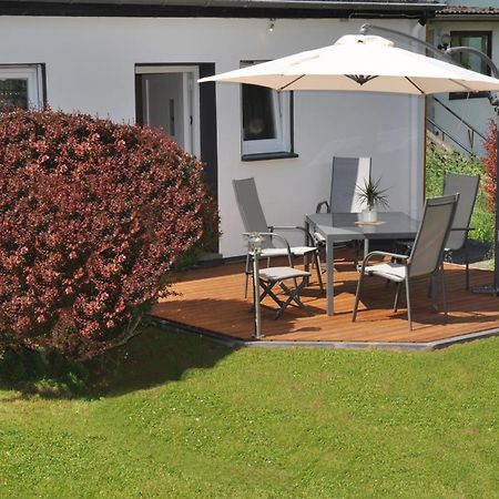 Apartamento Haus Hippelstein Gönnersdorf Exterior foto